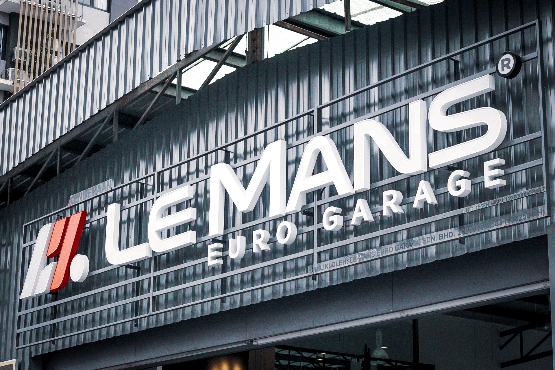 About Le Mans Euro Garage